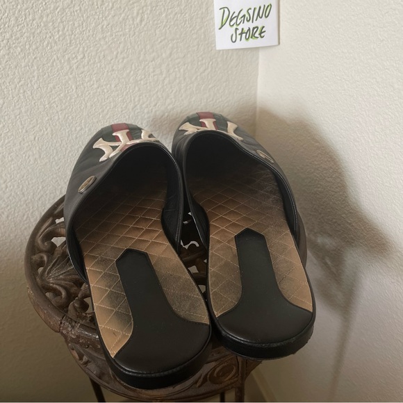 Gucci New York Yankees Leather Slides Slip Ons - Picture 4 of 7